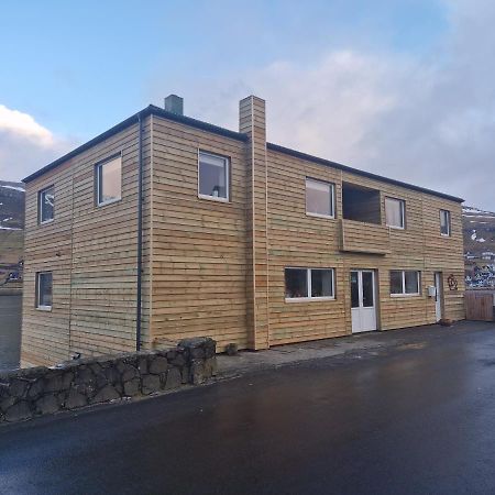 Sørvágur Guesthouse Hugo מראה חיצוני תמונה