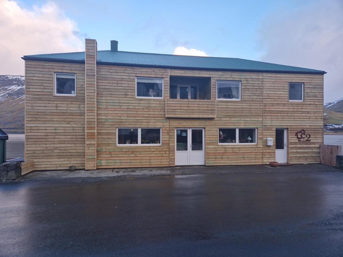 Sørvágur Guesthouse Hugo מראה חיצוני תמונה