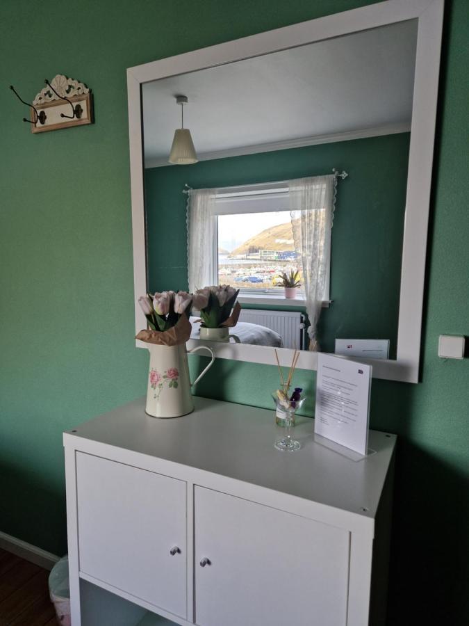 Sørvágur Guesthouse Hugo מראה חיצוני תמונה